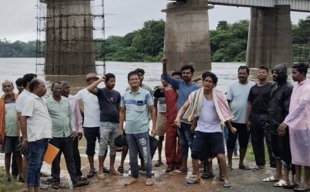 Bamanghati subdivision of Mayurbhanj district has several rivers and streams, including the Khadkhai River