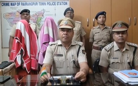 ବସ୍ ଷ୍ଟାଣ୍ଡରେ ମହିଳାଙ୍କ ଠାରୁ ଟଙ୍କା ଲୁଟ୍ ମାମଲାରେ ୩ ଗିରଫ ଘଟଣା ନେଇ ଏସଡିପିଓଙ୍କ ସାମ୍ବାଦିକ ସମ୍ମିଳନୀ