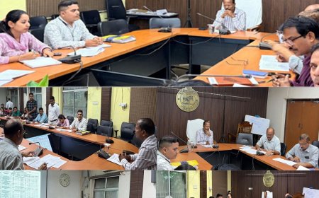 ନୂଆପଡ଼ାରେ ଡୁଡା ସମୀକ୍ଷା ବୈଠକ: ସହରାଞ୍ଚଳ ବିକାଶରେ ସ୍ୱଚ୍ଛତା,  ରାଜସ୍ୱ ଆଦାୟ ଓ ପ୍ରକଳ୍ପ କାର୍ଯ୍ୟାନ୍ୱୟନ ଉପରେ ଜିଲ୍ଲାପାଳଙ୍କ ଗୁରୁତ୍ୱ