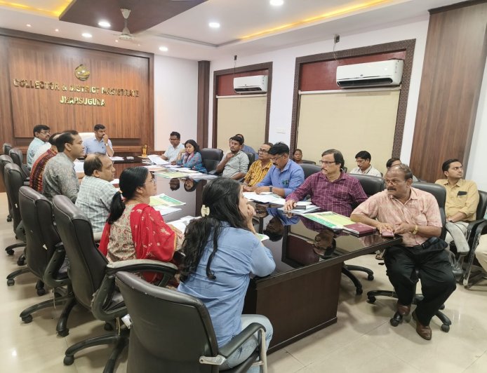 ସୁରେନ୍ଦ୍ର ସାଏ ଦିବ୍ୟ ଦୃଷ୍ଟି ଯୋଜନା' ଅଧୀନରେ ଜିଲ୍ଲାସ୍ତରୀୟ ସମନ୍ୱୟ ବୈଠକ: ଜିଲ୍ଲାର ୬୩୦ଟି ବିଦ୍ୟାଳୟର ୫୦ ହଜାରରୁ ଉର୍ଦ୍ଧ୍ୱ ଛାତ୍ରଛାତ୍ରୀ ହେବେ ଉପକୃତ