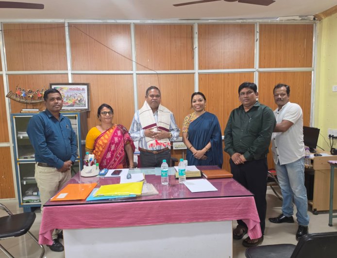 ମାଲକାନଗିରି ଜିଲ୍ଲା ଗସ୍ତରେ ଆଇପିଆର ଦକ୍ଷିଣାଞ୍ଚଳ ଉପନିର୍ଦ୍ଦେଶକ ବସନ୍ତ ପ୍ରଧାନ: କାର୍ଯ୍ୟର ସମୀକ୍ଷା ସହ ଦେଲେ ଗୁରୁତ୍ୱପୂର୍ଣ୍ଣ ନିର୍ଦ୍ଦେଶ