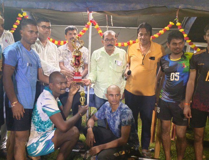 ଜାତୀୟ କ୍ରୀଡା ଦିବସ ଅବସରରେ ଭଲିବଲ ଟୁର୍ଣ୍ଣାମେଣ୍ଟ (ପୋଲିସ ଦଳ ଚମ୍ପିୟାନ)