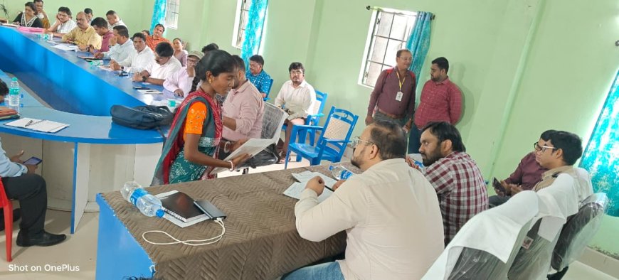 ତେଲରାଇ ଗ୍ରାମପଞ୍ଚାୟତରେ ପ୍ରଶାସନିକ ଶିବିର: ଲୋକଙ୍କ ସମସ୍ୟା ବୁଝିଲେ ଜିଲ୍ଲାପାଳ, ହେଲା ନଶା ମୁକ୍ତ ଭାରତ ଅଭିଯାନ ଶପଥ ପାଠ