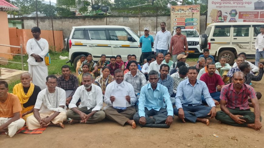 ୨୦୨୦ରୁ ପ୍ରସ୍ତାବ, ୨୦୨୬ରେ ବି ସ୍ଥାନ ନିର୍ଦ୍ଧାରଣ ହୋଇନି; ଜିଲ୍ଲାପାଳଙ୍କୁ ଶତାଧିକ ଅଞ୍ଚଳବାସୀଙ୍କ ଦାବିପତ୍ର:ସାରଙ୍ଗଡ଼ରେ ହିଁ ବିଦ୍ୟାଳୟ ନିର୍ମାଣ ଦାବି; ୧୫ ଦିନ ରେ ନିଷ୍ପତି ନହେଲେ  ଜନ ଆନ୍ଦୋଳନର ଚେତାବନୀ