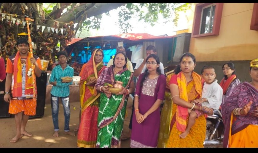 ଶେଷରେ ଭଗବାନଙ୍କୁ ମଧ୍ୟ ଛାଡିଲେ ନାହିଁ। ଦୀର୍ଘ.୪୦ ବର୍ଷରୁ ଉର୍ଦ୍ଧ ବାରିପଦା ତକତ ପୁର ସ୍ତିତ ପାତାଳେଶ୍ଵର ମହାଦେବଙ୍କର କାର୍ଯ୍ୟାଳୟ ଓ ଭକ୍ତଙ୍କର ରହଣୀ ପିଠ କୁ ଆଜି ପ୍ରସାସନ ଭାଙ୍ଗିମାଟିରେ ମିଶାଇ ଦେଇଛି