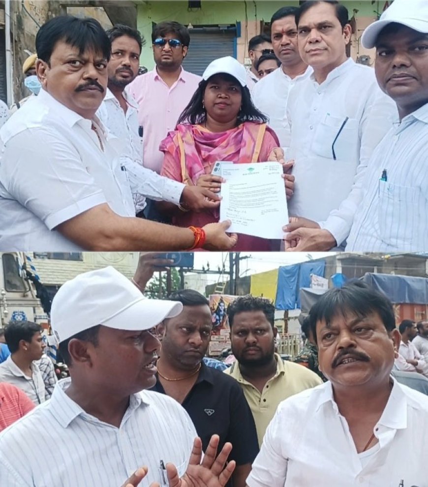 ଖରିଆର ରୋଡ୍‌ରେ ଥିବା ବିଜୁ ପଟ୍ଟନାୟକଙ୍କ ପ୍ରତିମୂର୍ତ୍ତିର ସୁରକ୍ଷିତ ସ୍ଥାନାନ୍ତର:ଓ ପୁନଃସ୍ଥାପନ ପାଇଁ ଖରିଆର ରୋଡ ଏନ.ଏ.ସି. କାର୍ଯ୍ୟନିର୍ବାହୀ ଅଧିକାରୀଙ୍କୁ ଦାବି ପତ୍ର ପ୍ରଦାନ
