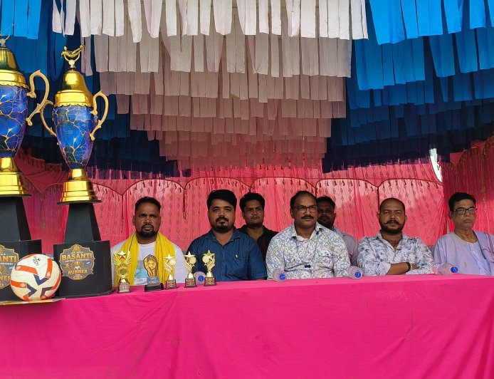 ଜୟ ମା’ ବାସନ୍ତୀ ଜିଲ୍ଲାସ୍ତରୀୟ ଫୁଟବଲ ଟୁର୍ଣ୍ଣାମେଣ୍ଟ : ଦର୍ଶକଙ୍କ ପ୍ରବଳ ଭିଡ