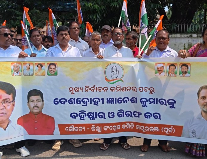 ମୁଖ୍ୟ ନିର୍ବାଚନ କମିଶନର ଜ୍ଞାନେସ କୁମାର ଙ୍କ ଇସ୍ତଫା ଦାବି ରେ ବିକ୍ଷୋଭ
