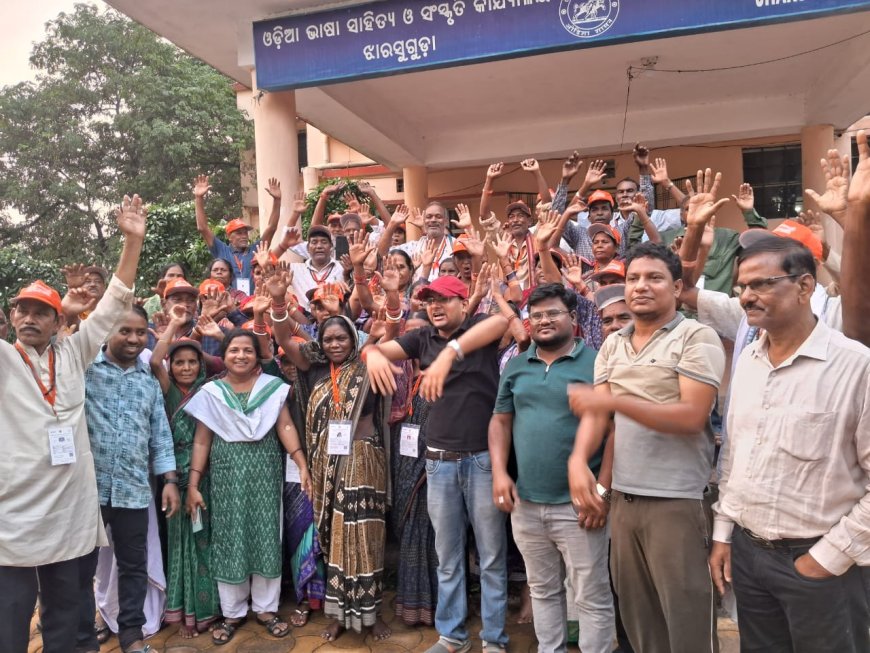 ଅଯୋଧ୍ୟା ଓ ବାରାଣସୀ ତୀର୍ଥଯାତ୍ରା ସାରି ଝାରସୁଗୁଡ଼ା ଫେରିଲେ ୫୦ ଜଣ ବରିଷ୍ଠ ନାଗରିକ