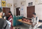 ଲଗାଣ ବର୍ଷାରେ ବ୍ରାହ୍ମଣୀଗାଁ ସ୍ବାସ୍ଥ୍ୟକେନ୍ଦ୍ର ଛାତ ଫାଟି ଆଁ କଲାଣି ଗଳୁଛି ପାଣି