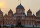European Imperial Palace Theme Draws Crowds to Tulasi Choura Durga Puja Pandal in Baripada,Mayurbhanj, odisha