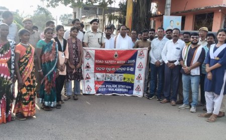 ପଡିଆ ପୋଲିସ ପକ୍ଷ୍ୟରୁ ଜୁଭେନ୍ଟିକା ଓ ସଡ଼କ ସୁରକ୍ଷା କାର୍ଯ୍ୟକ୍ରମ, ଯୋଗ ଦେଲେ ବିଧାୟକ