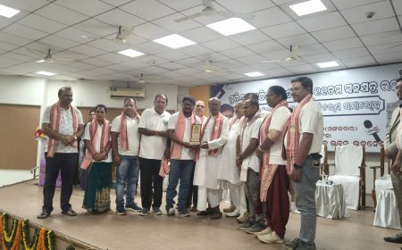 ଶ୍ରେଷ୍ଠ ମାନବିକତା ପୁରସ୍କାର–୨୦୨୬ରେ ସମ୍ମାନିତ ହେଲା ‘ସ୍ୱାକ୍’