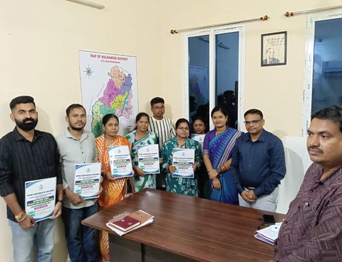 ପୁନର୍ବାସ ସହାୟତା ଯୋଜନାରେ ୭ ଜଣଙ୍କୁ ନିଯୁକ୍ତି ପ୍ରଦାନ: ଜିଲ୍ଲା ଶିକ୍ଷା ଅଧିକାରୀଙ୍କ କାର୍ଯ୍ୟାଳୟ ପକ୍ଷରୁ ସମ୍ବର୍ଦ୍ଧନା
