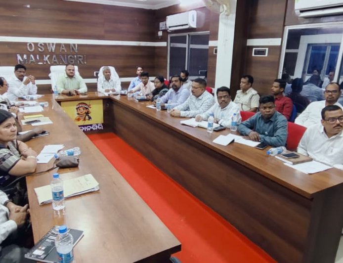 ରାଜ୍ୟରେ ସମ୍ଭାବ୍ୟ ବାତ୍ୟା ଓ ପ୍ରବଳ ବର୍ଷା ସତର୍କତା ; ମାଲକାନଗିରି ଜିଲ୍ଲା ପ୍ରଶାସନର ଜରୁରୀକାଳୀନ ସମୀକ୍ଷା ବୈଠକ